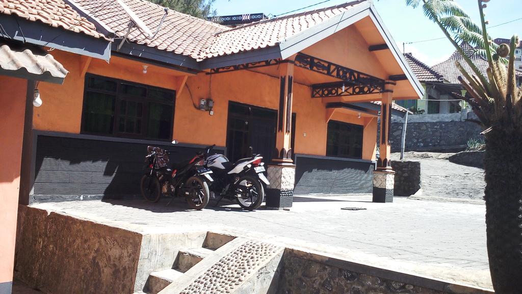 Sedulur Homestay Bromo Exterior photo